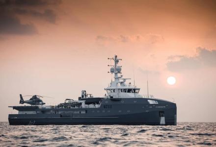 6711: The support vessel for true superyachts
