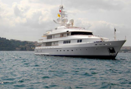 yacht Vera