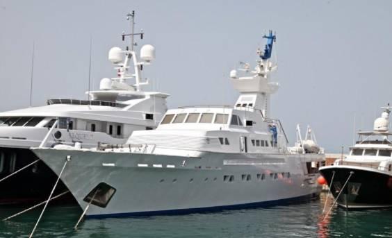 yacht Adoria