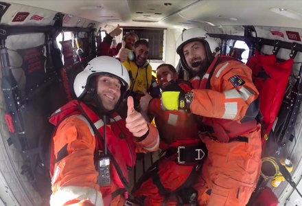 Alex Thomson rescued from sinking yacht