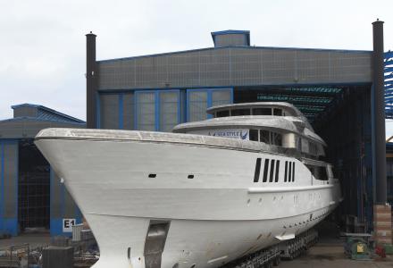 Build update on 69m Benetti superyacht Spectre