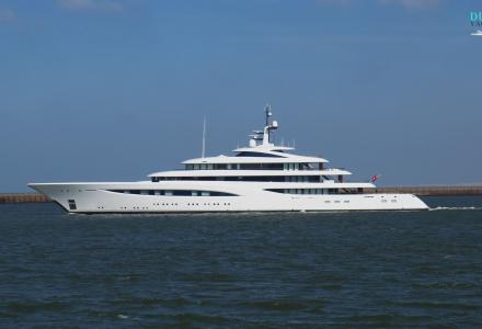Feadship delivers 96.6m superyacht Vertigo