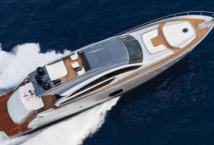 Ferretti Group introduces Pershing 82 VHP