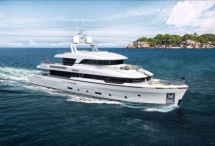 37m Moonen yacht Martinique takes shape