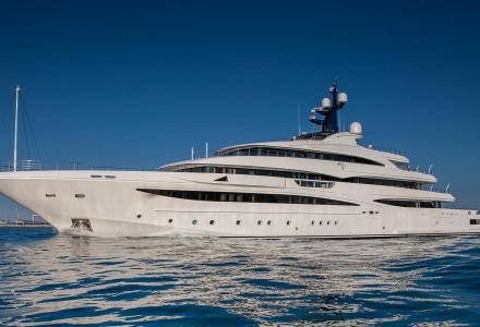 CRN delivers 74m superyacht Cloud 9