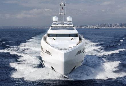 Heesen Yachts launch 45 meter superyacht Amore Mio