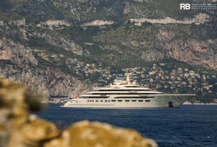 Dilbar spotted in Côte d'Azur