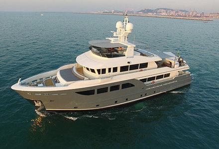 Have a look at Storm by Cantiere delle Marche 