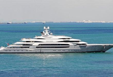 140m superyacht Ocean Victory in Malaysia
