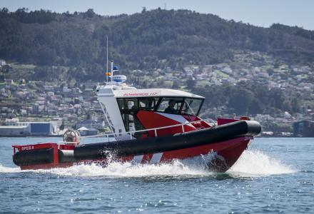 Aister delivers an aluminium fireboat to Alicante Firefighting department