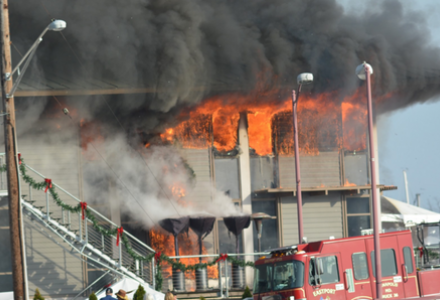 Artificial Christmas tree caused Annapolis Yacht Club fire