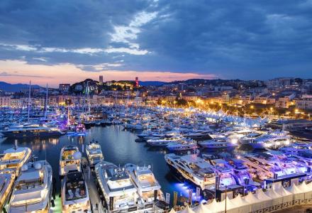Ferretti Group prepares to shine with 5 new stars at the Cannes Yachting Festival 2018