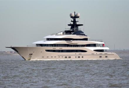 Billionaire's $200-million 95-metre superyacht Kismet spotted on the River Thames