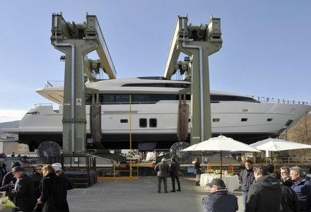 Blue Angel 2 from Sanlorenzo hits the water