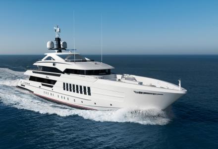 55m Heesen motor yacht Vida delivered