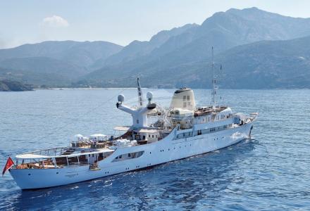 Heidi Klum weds on Jackie Kennedy’ and Aristotle Onassis’ superyacht Christina O