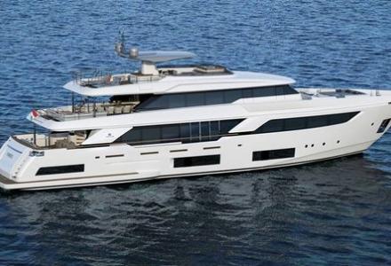 Custom Line unveils new 37m model