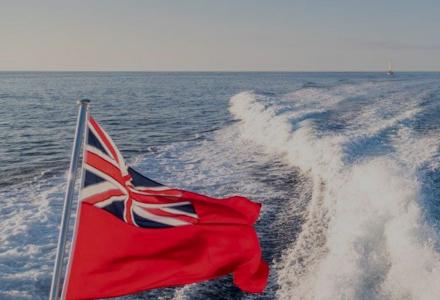 Sunseeker and Princess donate against coronavirus 