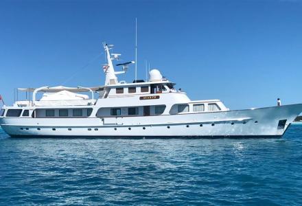 37m classic Feadship yacht Avante V sold