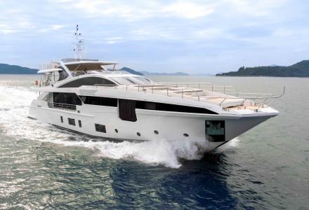 ​​The Azimut Grande 35 Metri Joins the Market