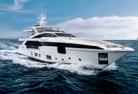 Azimut Grande 35 Metri Sold in Hong Kong
