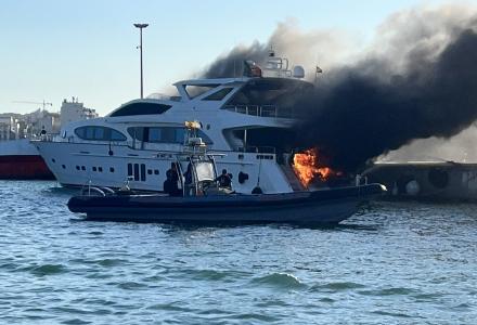 33m Good Vibes Сaught Fire and Sank