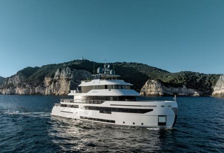 Onboard Benetti B.Yond 37M Goga