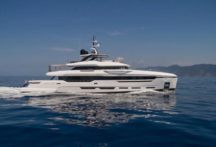 Inside 41m DOM 133 Attitude 