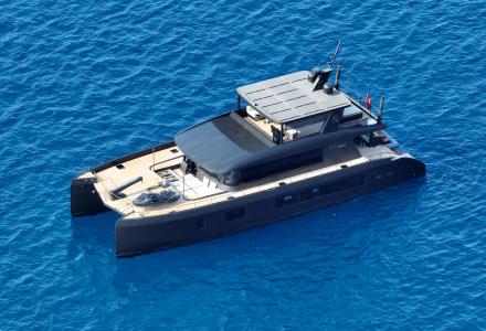 A Closer Look at All-Aluminum VisionF 80 BLCK Catamaran