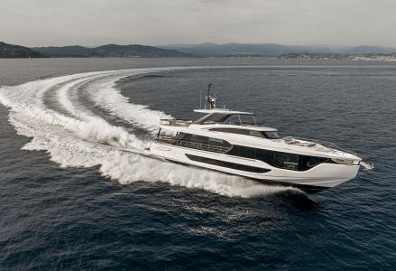 More Details About Azimut’s Grande 26M