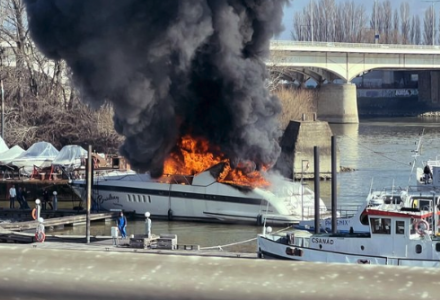 25m Le St-James Caught a Fire in Budapest