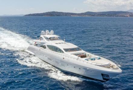 Moka Mangusta 165' Listed for Sale 