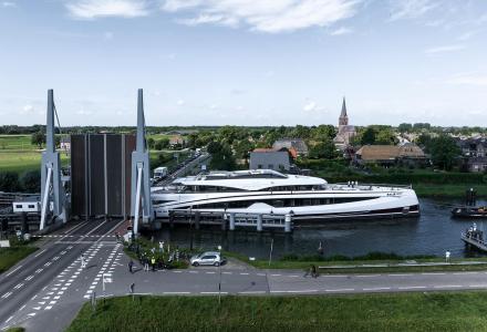 Heesen’s Sparta at Sea Trials
