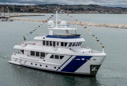 Darwin 86 Empire Launched by CdM