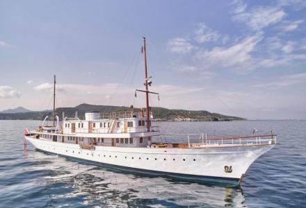 55m Madiz Listed for Sale 