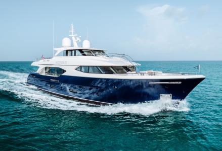 Moonen announces the sale of the First 110 Mustique Yacht