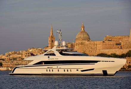 New photos of Heesen superyacht Amore Mio