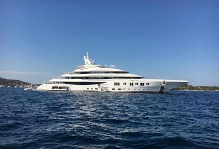 91m Lady Lara spotted in Cala di Volpe, Sardinia