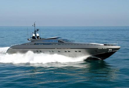 yacht Pure Insanity