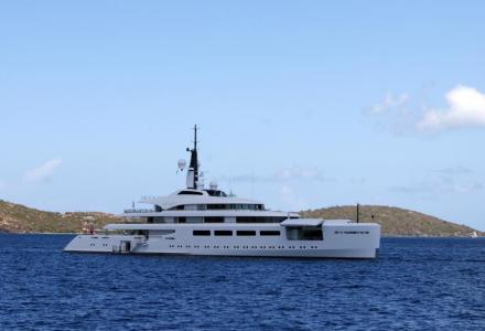 yacht Vava II