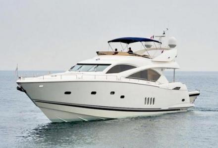 yacht White Gold