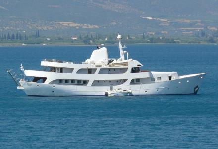 yacht Eliki