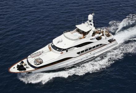 yacht Satine