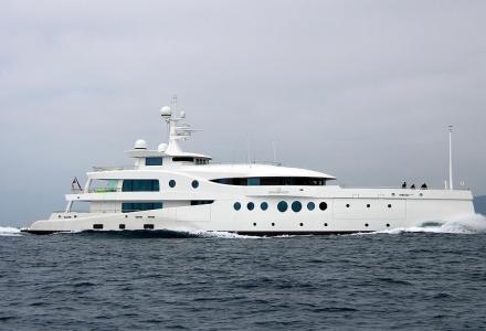 yacht Madame Kate