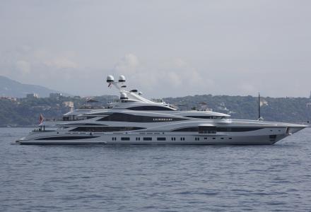 yacht Lionheart