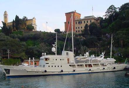 yacht Dionea