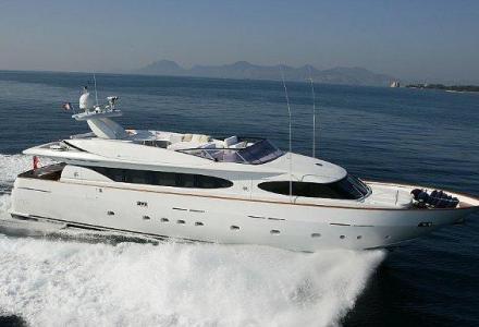 yacht Talila