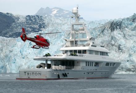 yacht Triton