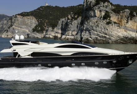 yacht Galatea