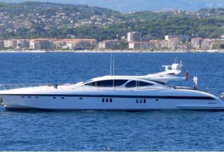 yacht Celcascor